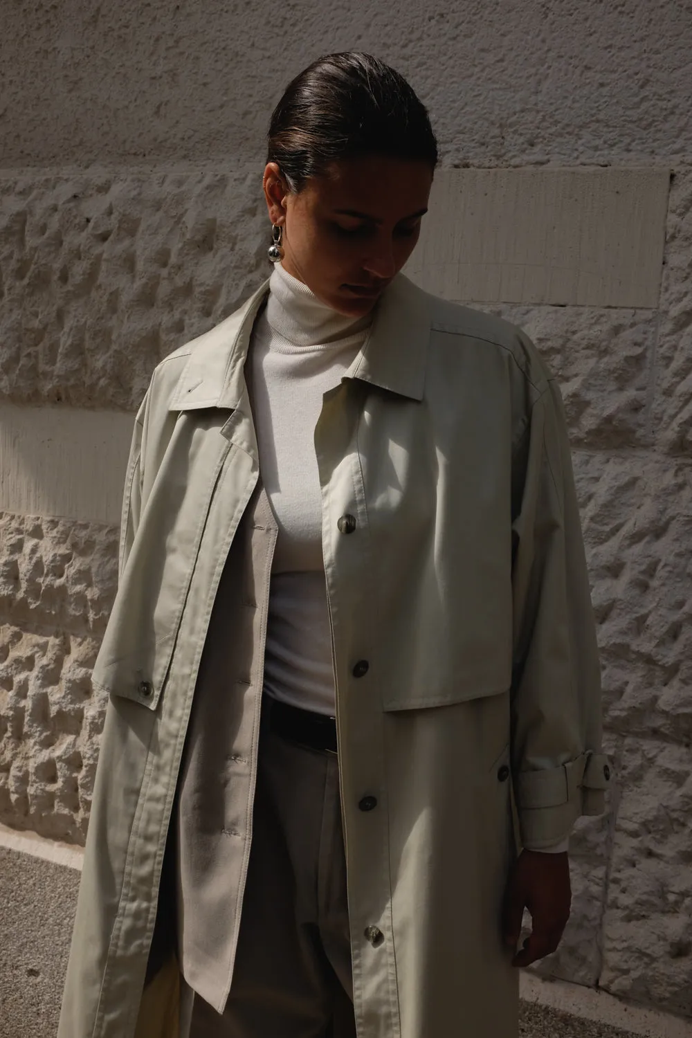 BEIGE VINTAGE BELTED TRENCH COAT