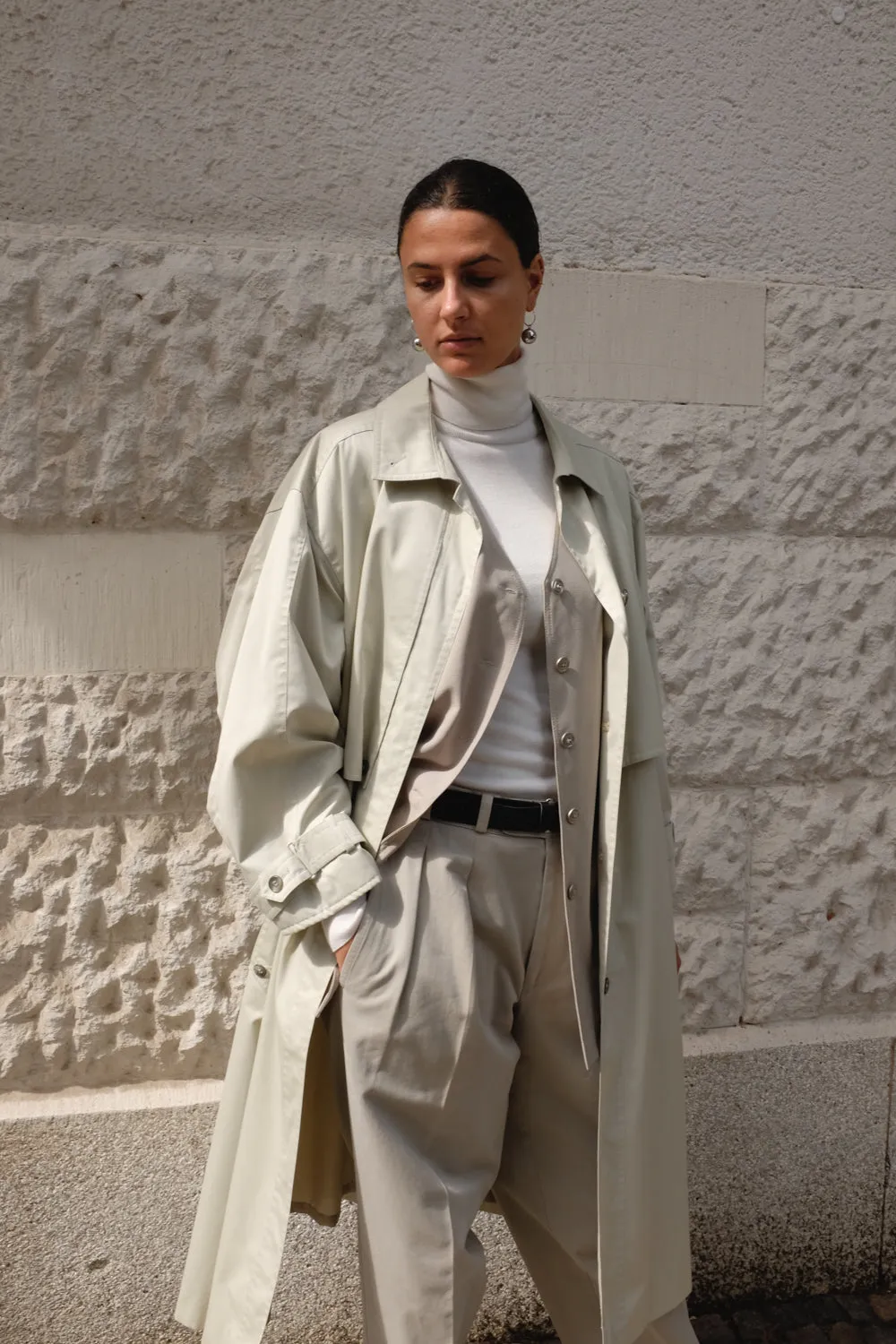 BEIGE VINTAGE BELTED TRENCH COAT