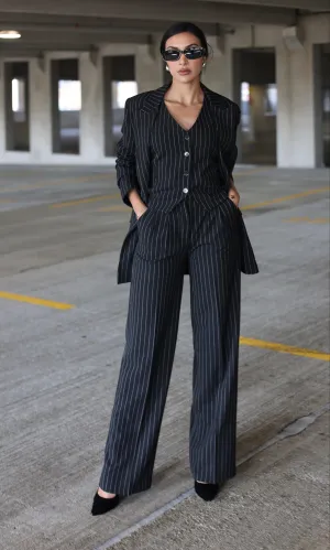 Boss Babe Pinstriped Suit 🖤