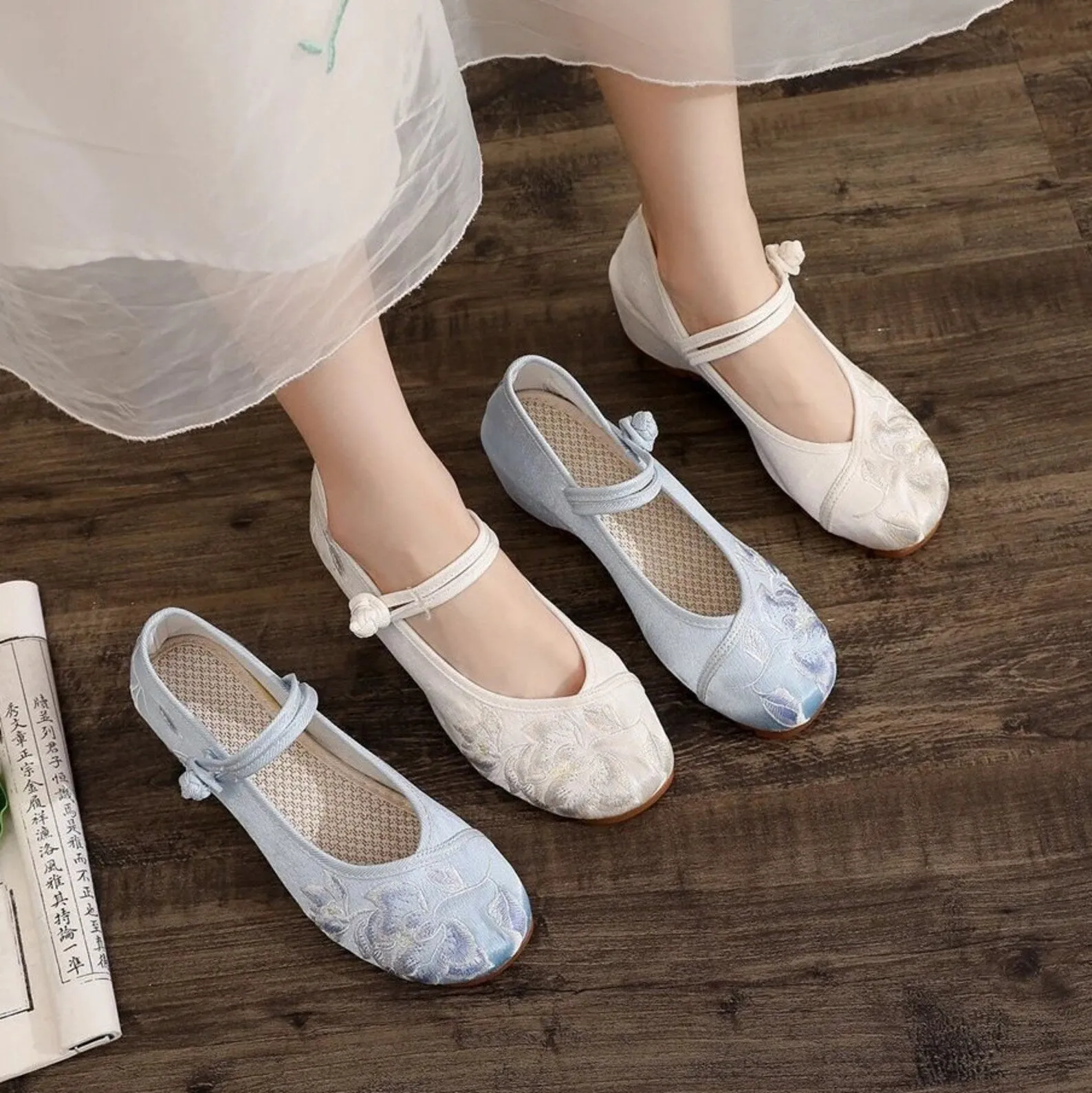 Hanfu Shoes: Fleur