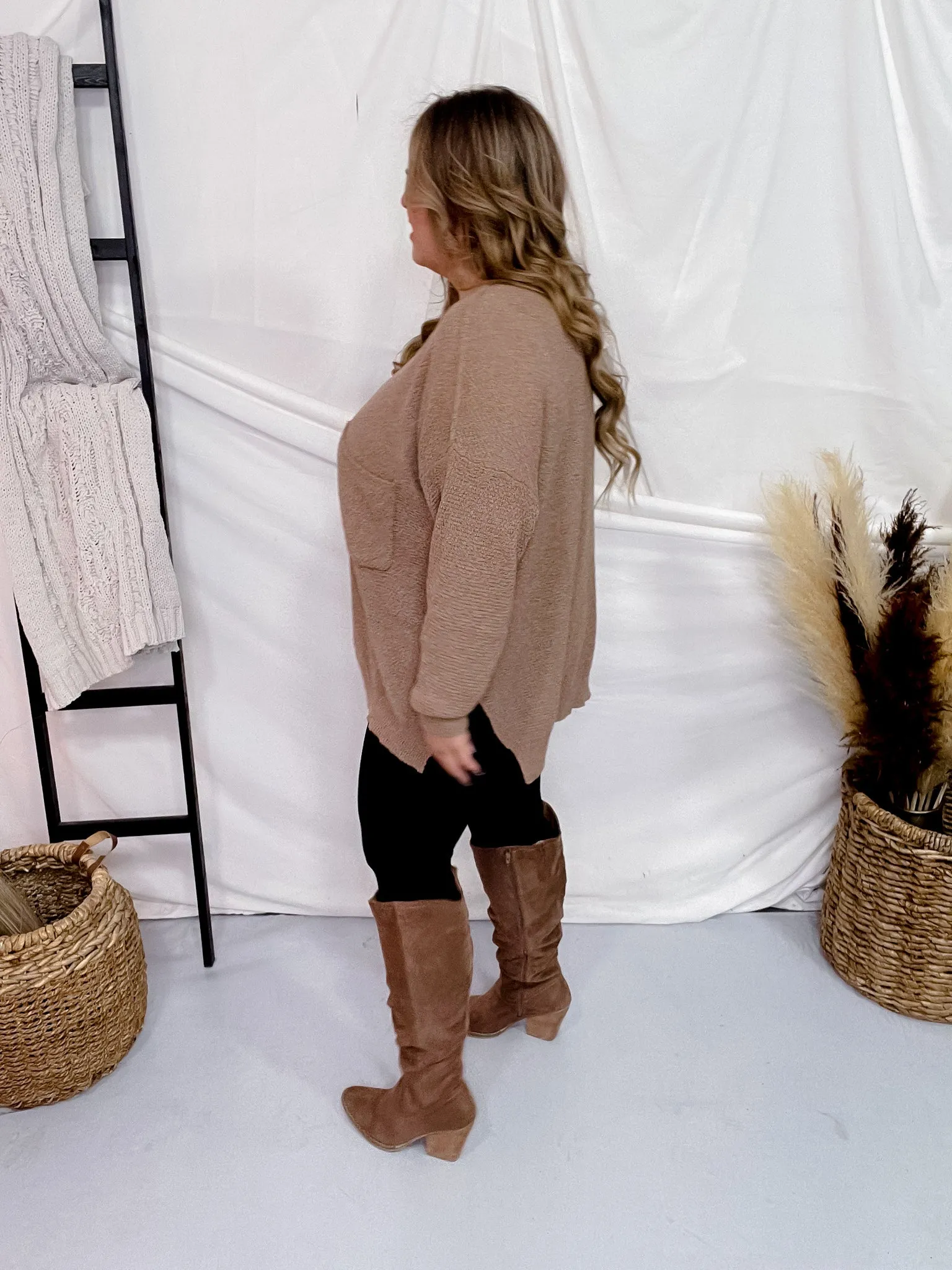 Textured Yarn Relaxed Fit Sweater Top in Mocha