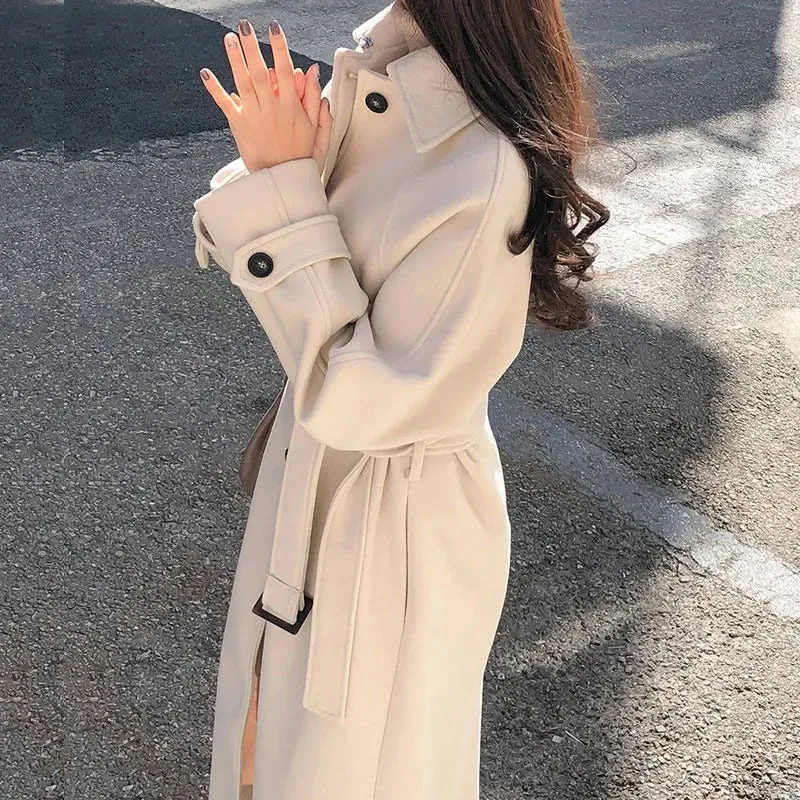 Women's Elegant Long Wool Trench Coat with Belt | Ideal for Autumn/Winter